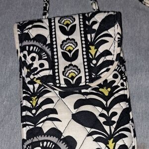 Vera Bradley Quilted Phone Crossbody Bag Black White Yellow Floral Chain Strap